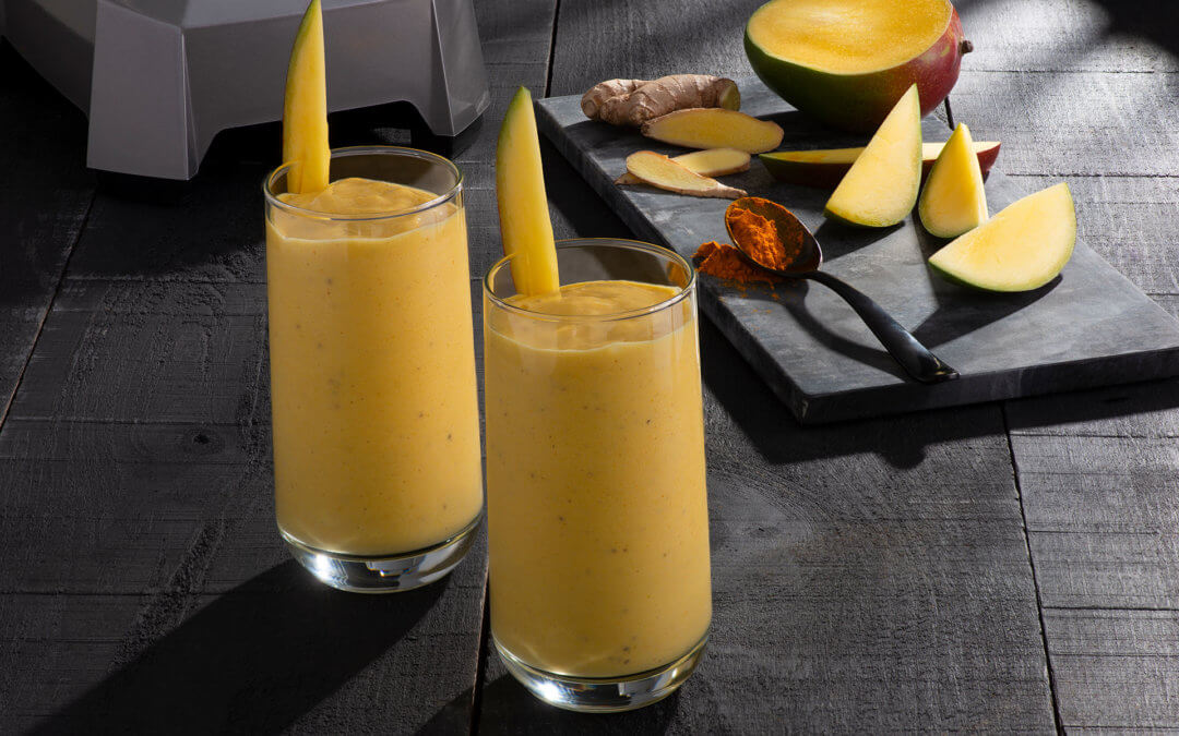 Ginger & Turmeric Mango Smoothie